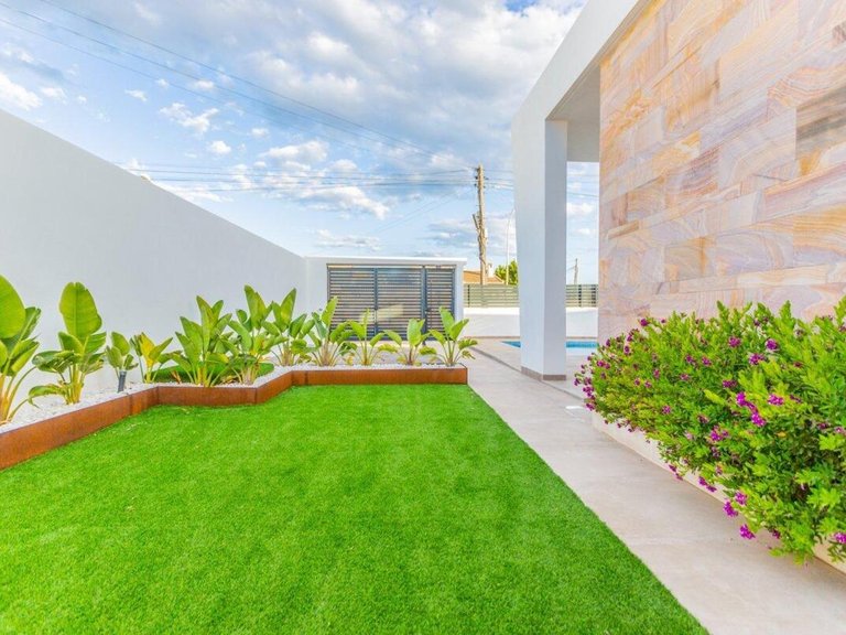Villa for Sale in Torrevieja, Alicante 18