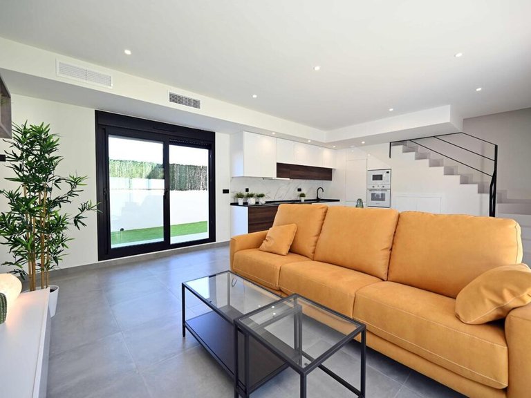 Villa for Sale in Dehesa De Campoamor, Alicante 8