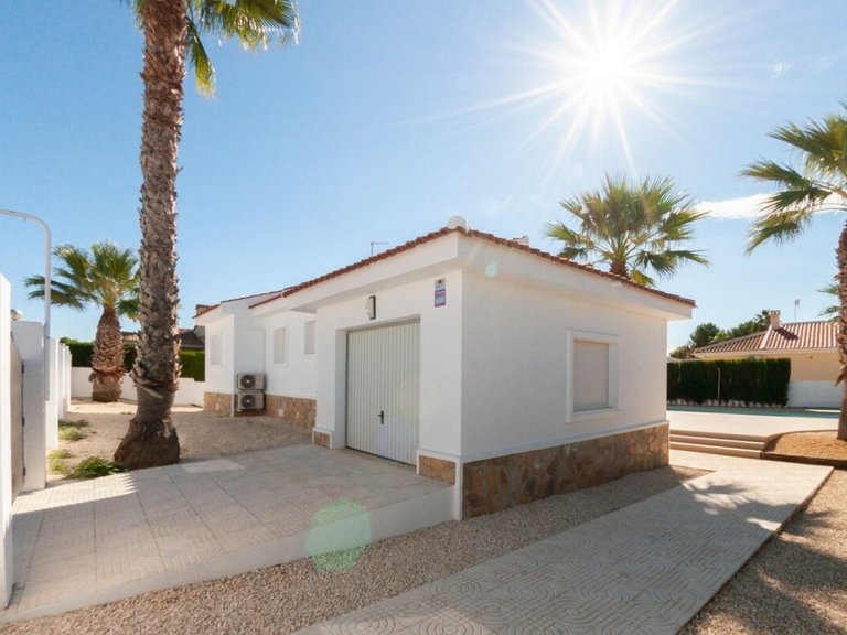 Villa for Sale in Rojales, Alicante 13