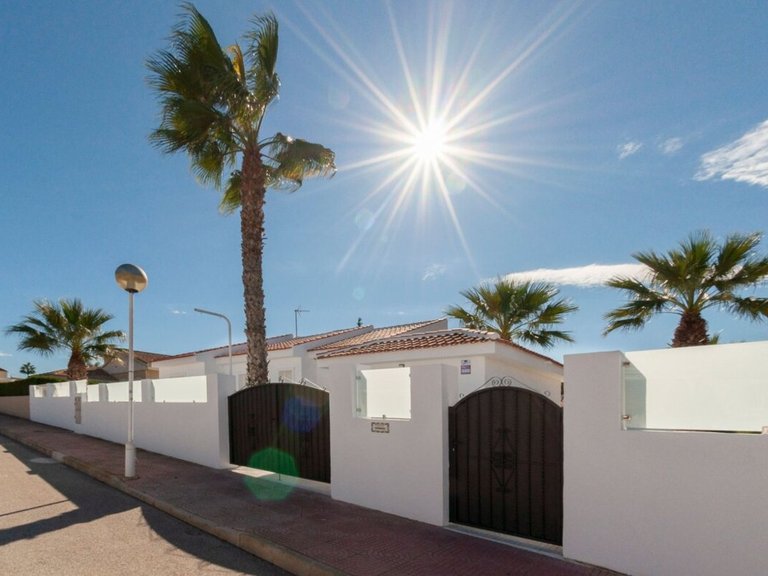 Villa for Sale in Rojales, Alicante 14