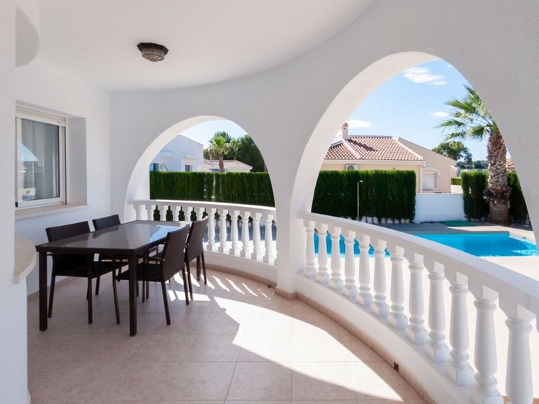 Villa for Sale in Rojales, Alicante 3