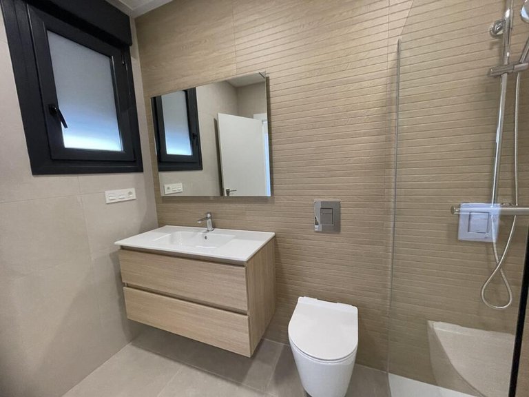 Villa for Sale in Almoradí, Alicante 32