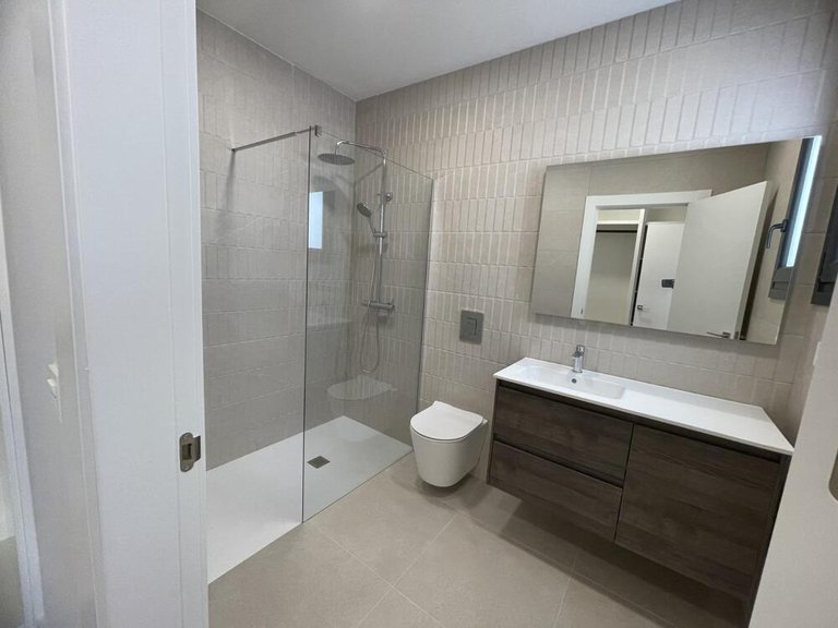 Villa for Sale in Almoradí, Alicante 45