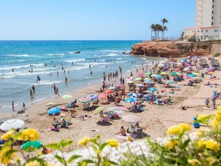 Villa for Sale in Dehesa De Campoamor, Alicante 23