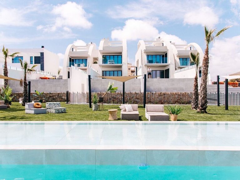Villa for Sale in Rojales, Alicante 2