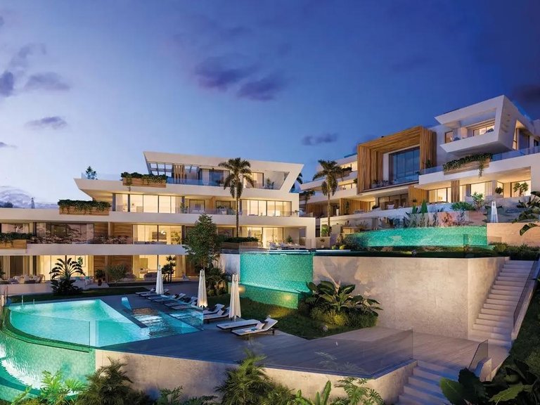 Apartment for Sale in Marbella, Malaga 1