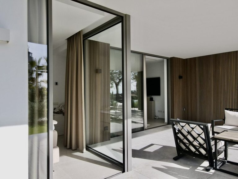 Apartment for Sale in Benahavís, Malaga 12