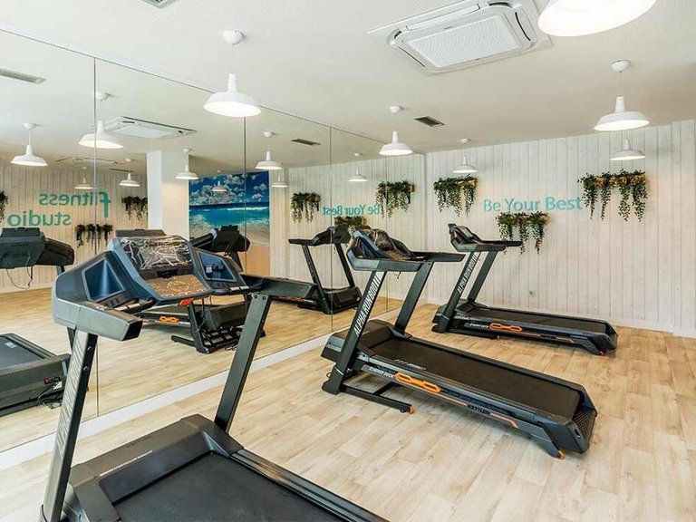 Apartment for Sale in Benalmádena, Malaga 12