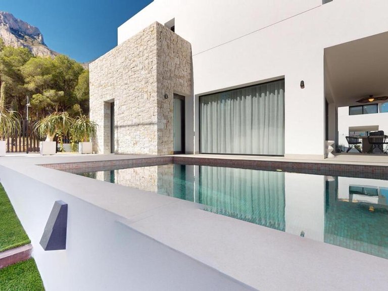 Villa for Sale in Barony Of Polop, Alicante 41