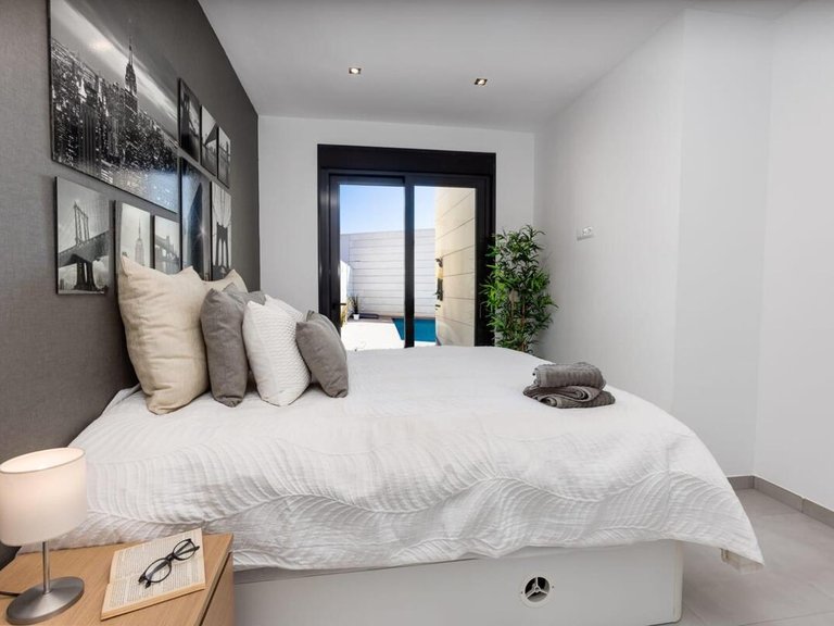 Villa for Sale in Pilar De La Horadada, Alicante 37