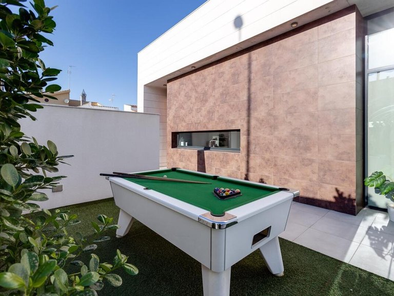 Villa for Sale in Pilar De La Horadada, Alicante 8
