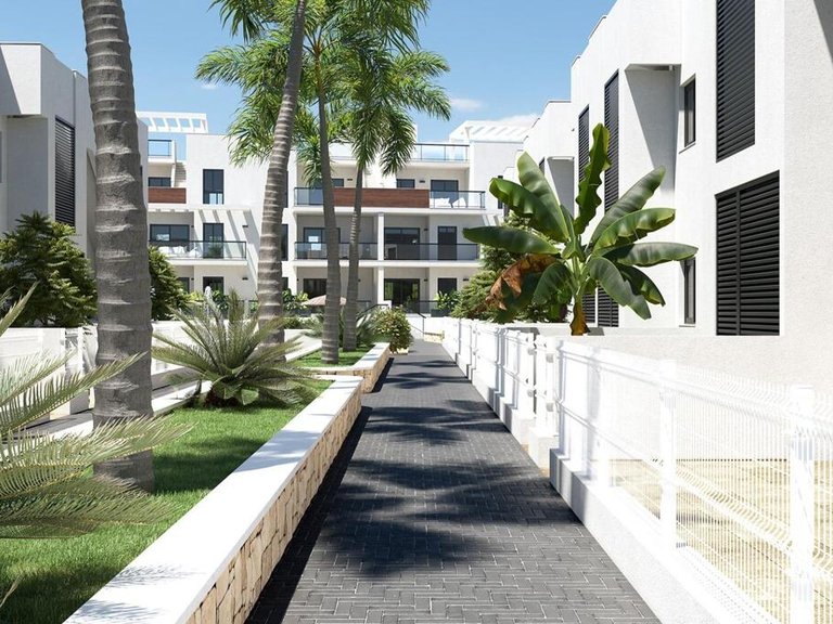 Villa for Sale in Pilar De La Horadada, Alicante 4