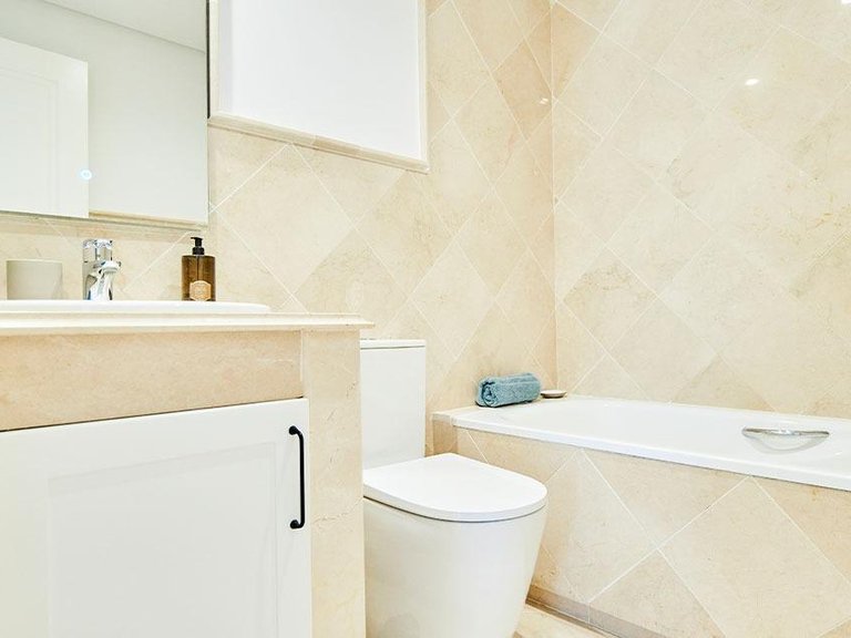 Apartment for Sale in Marbella, Malaga 16