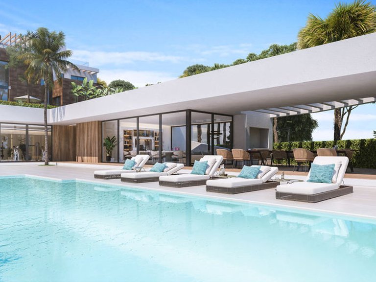 Villa for Sale in Marbella, Malaga 3