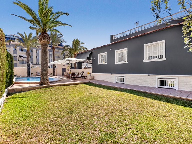 Продажа виллы в Торревьехе, Аликанте 23