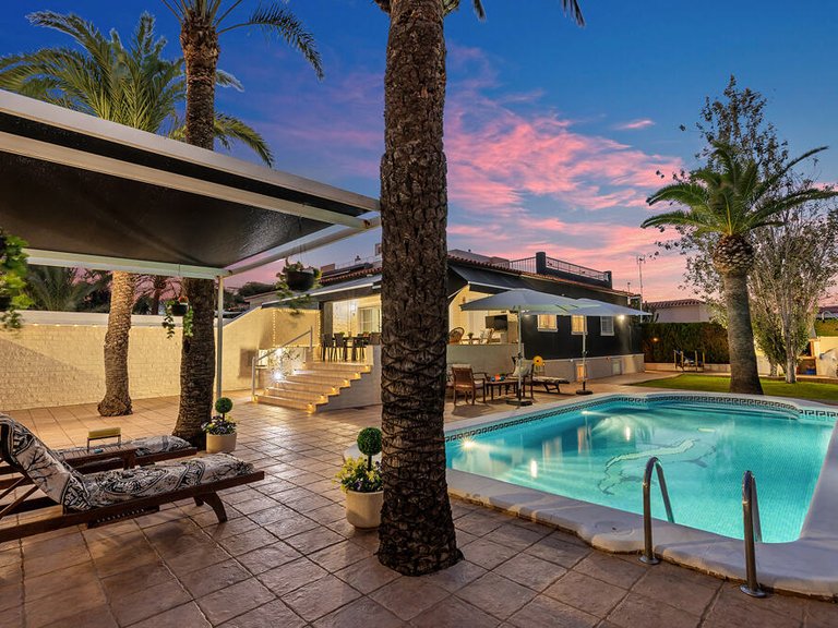 Продажа виллы в Торревьехе, Аликанте 31