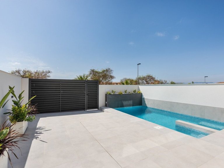 Villa for Sale in Benijofar, Alicante 25