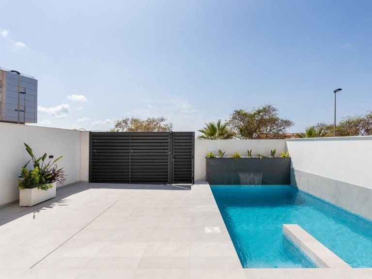 Villa for Sale in Benijofar, Alicante 26