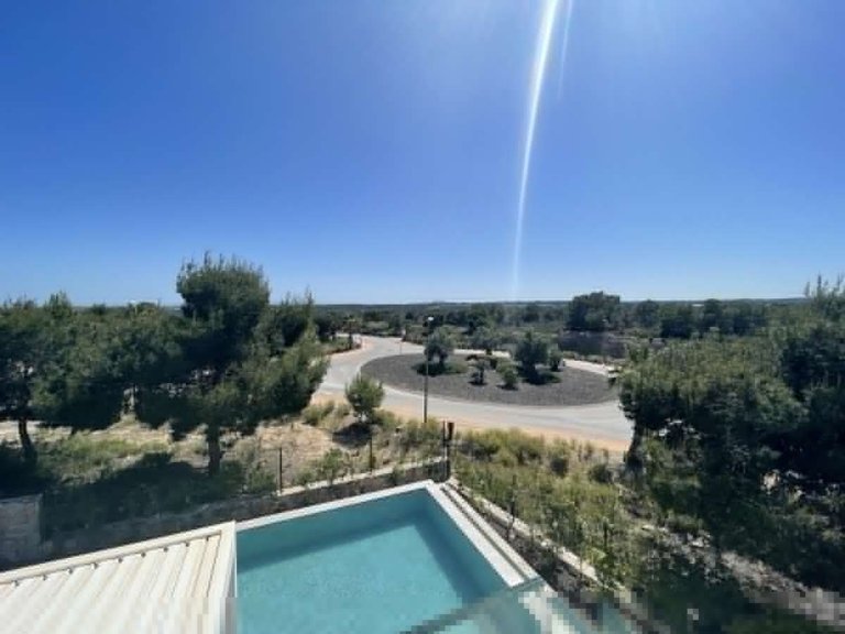 Villa for Sale in Las Colinas Golf, Alicante 2
