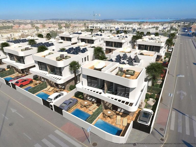 Villa for Sale in Los Montesinos, Alicante 2