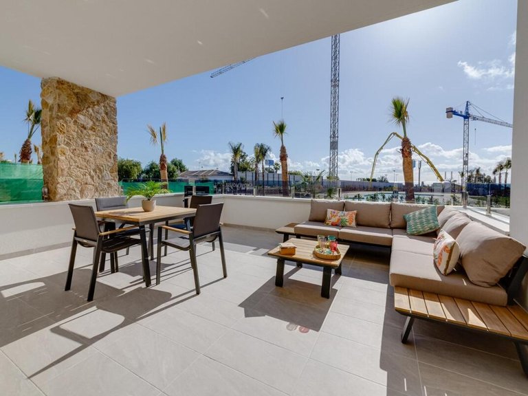 Penthouse for Sale in Dehesa De Campoamor, Alicante 8