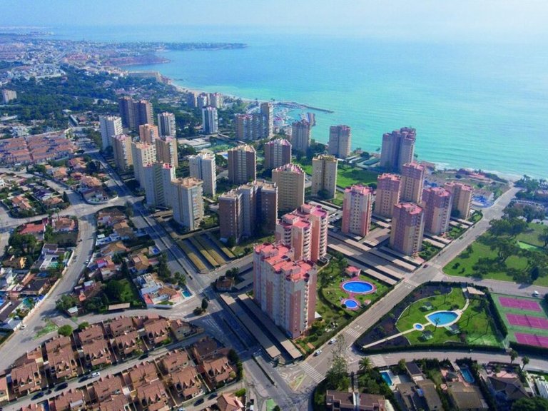 Penthouse for Sale in Dehesa De Campoamor, Alicante 18