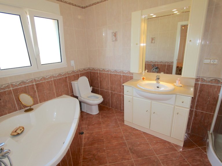 Villa for Sale in Costa Blanca Benissa, Alicante 32