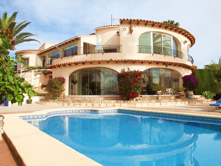 Villa for Sale in Costa Blanca Calpe, Alicante 2