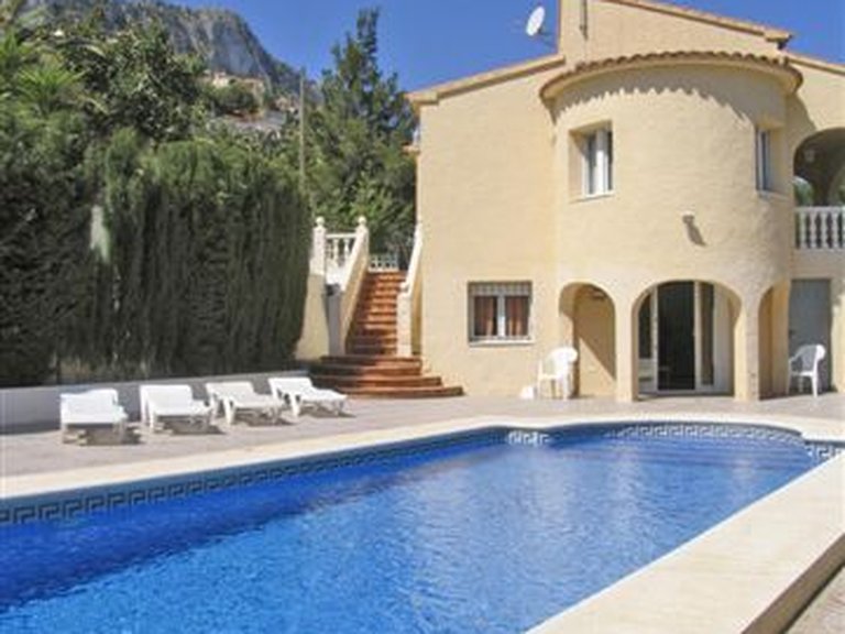 Villa for Sale in Costa Blanca Calpe, Alicante 1