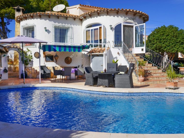 Villa for Sale in Costa Blanca Calpe, Alicante 1