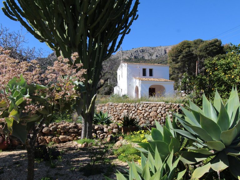 Villa for Sale in Costa Blanca Calpe, Alicante 1