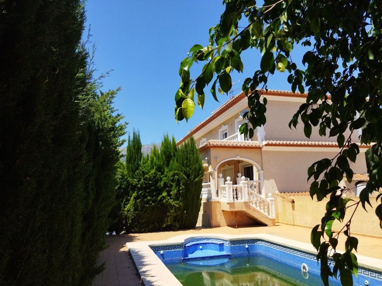 Villa for Sale in Costa Blanca Calpe, Alicante 1