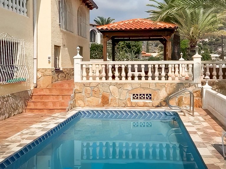 Villa for Sale in Costa Blanca Calpe, Alicante 3