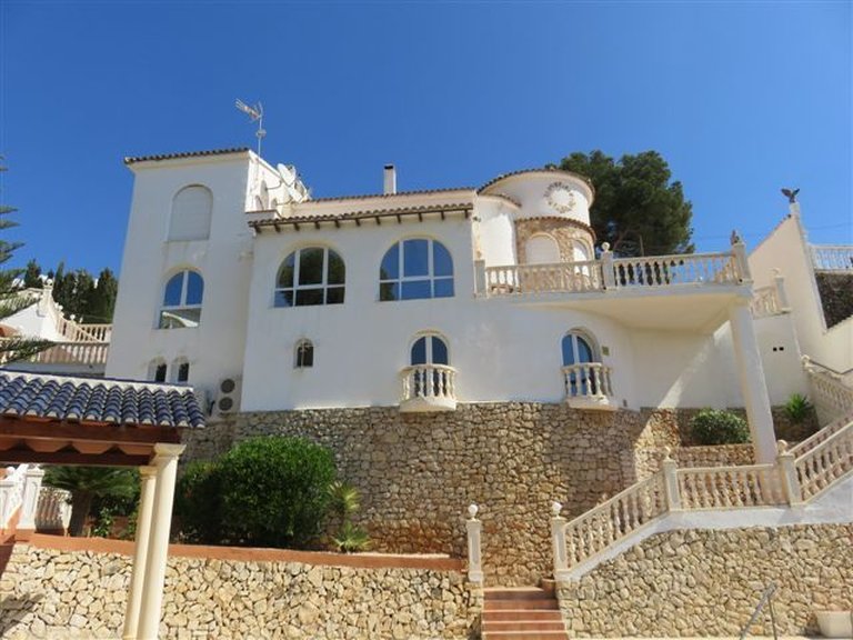Villa for Sale in Costa Blanca Benissa, Alicante 2