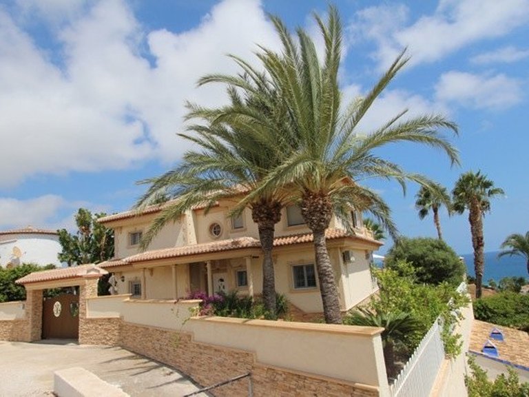 Villa for Sale in Costa Blanca Benissa, Alicante 2
