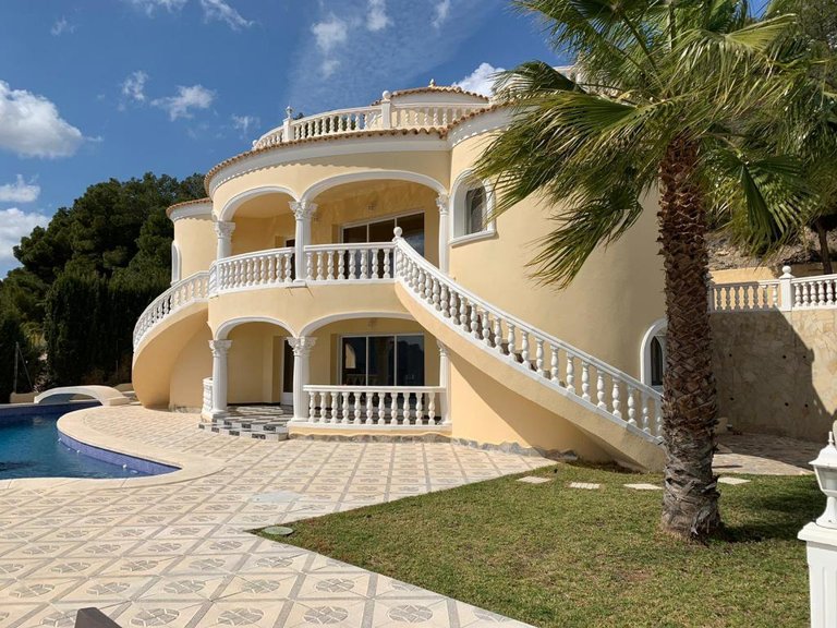 Villa for Sale in Costa Blanca Calpe, Alicante 4
