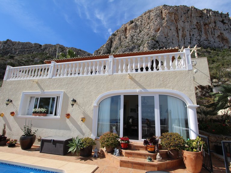 Villa for Sale in Costa Blanca Calpe, Alicante 1