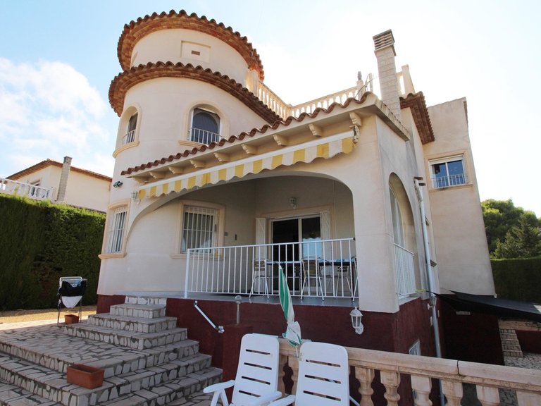 Villa for Sale in Costa Blanca Calpe, Alicante 4