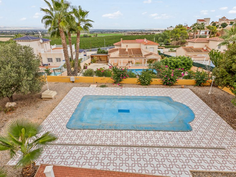 Villa for Sale in Algorfa, Alicante 8