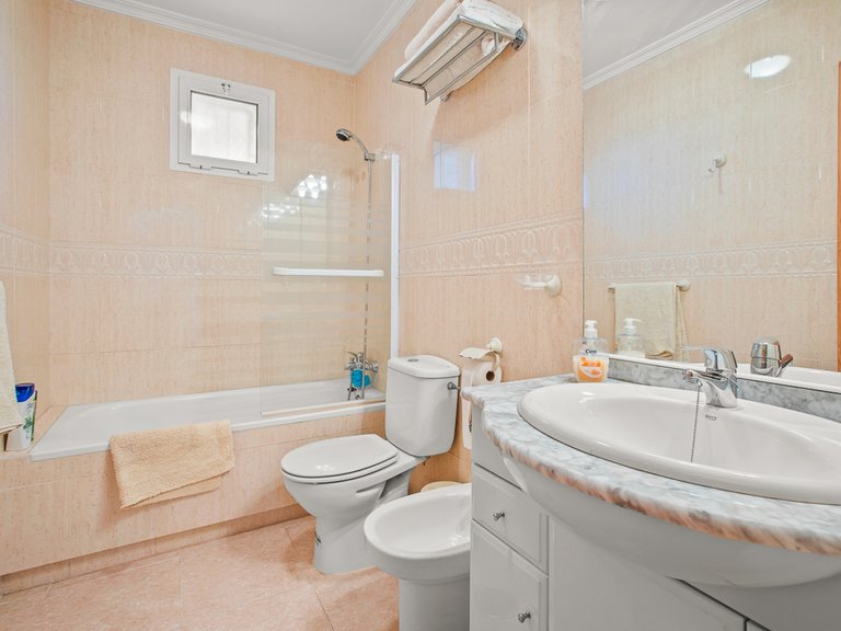 Villa for Sale in Algorfa, Alicante 26