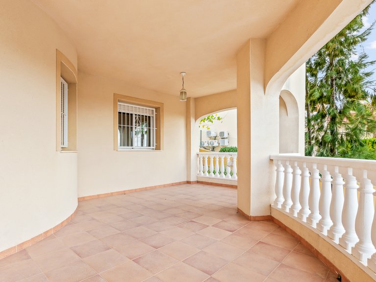 Villa for Sale in Algorfa, Alicante 36