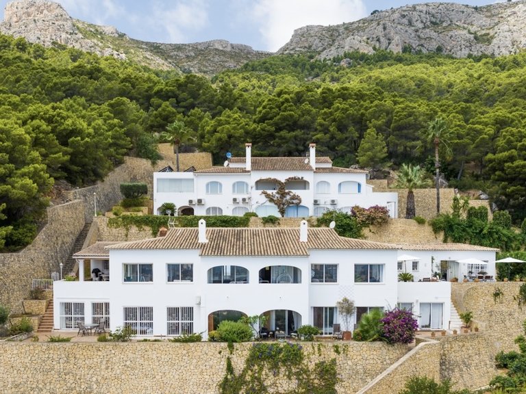 Villa for Sale in Costa Blanca Calpe, Alicante 1