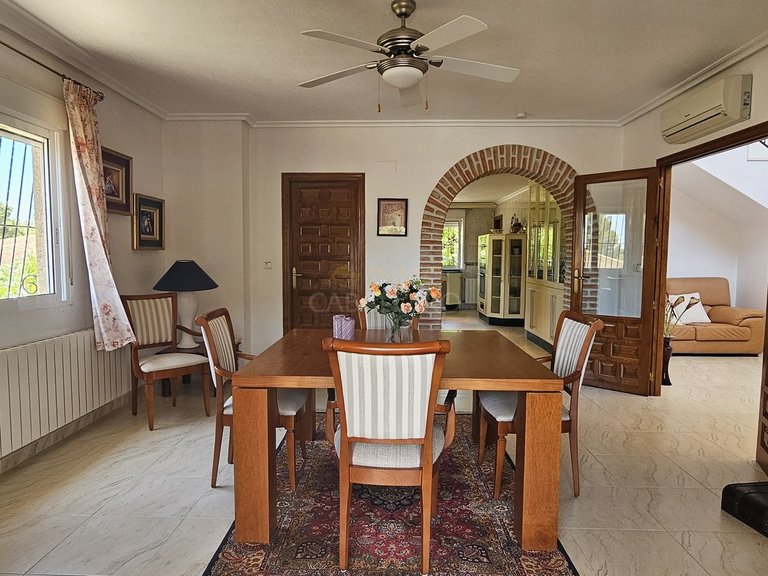 Villa for Sale in Inland Pinar De Campoverde, Alicante 30