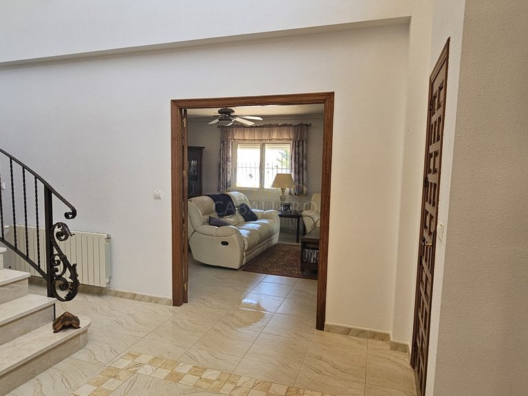 Villa for Sale in Inland Pinar De Campoverde, Alicante 23