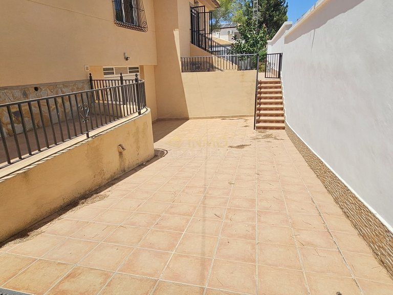 Villa for Sale in Inland Pinar De Campoverde, Alicante 7