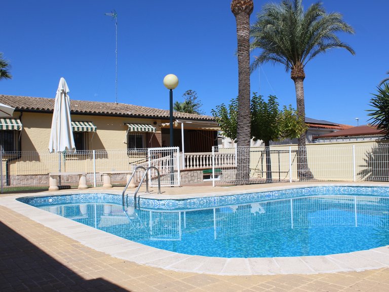 Villa for Sale in Costa de Valencia L'eliana, Valencia 1