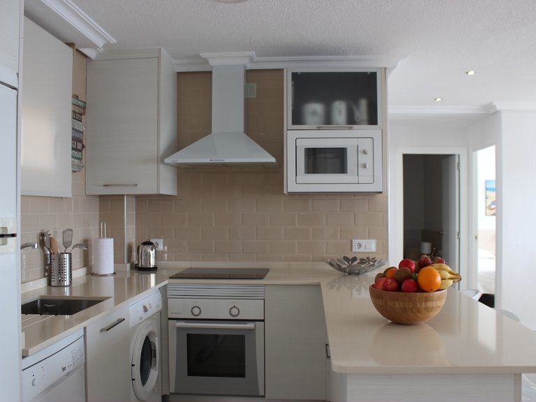 Apartment for Sale in Costa Blanca Mil Palmeras, Alicante 4