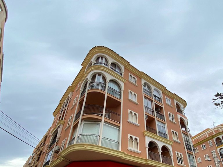 Apartment for Sale in Costa Blanca Torrevieja, Alicante 1