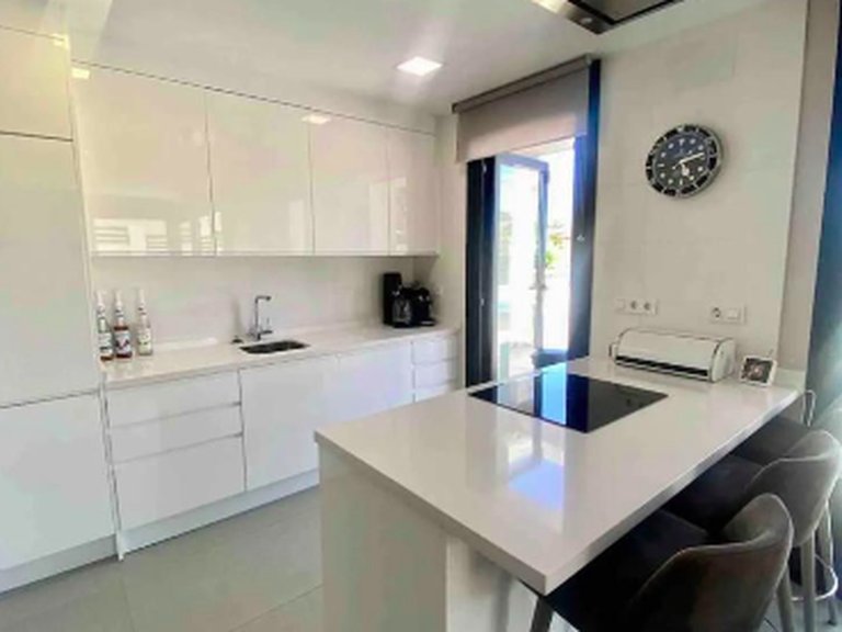 Villa for Sale in Costa Blanca Los Balcones, Alicante 8
