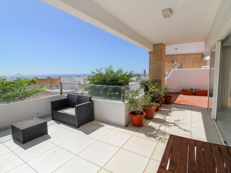 Villa for Sale in Benalmadena, Malaga 5